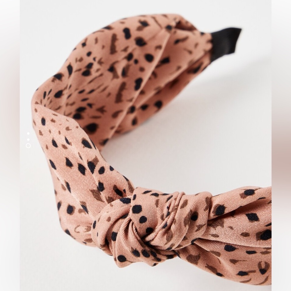 Feminine Animal Print, Pinky tan Headband